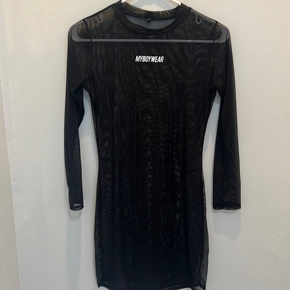 Mesh cover up, longsleeve. Like new